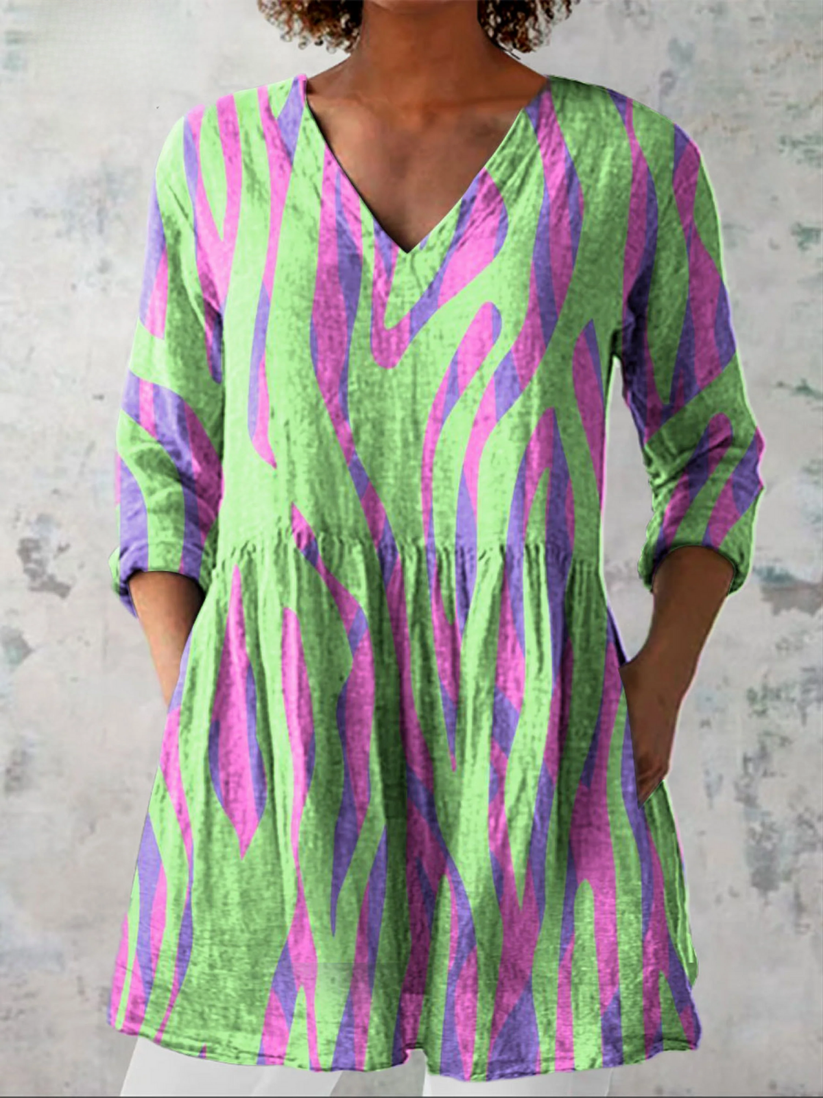 Alma™ | Lang Bluse med V-udskæring