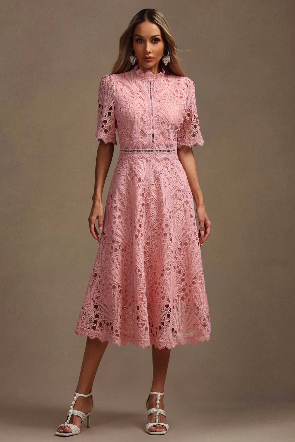 Vorelle™ – Sommerkjole med blomsterbroderi