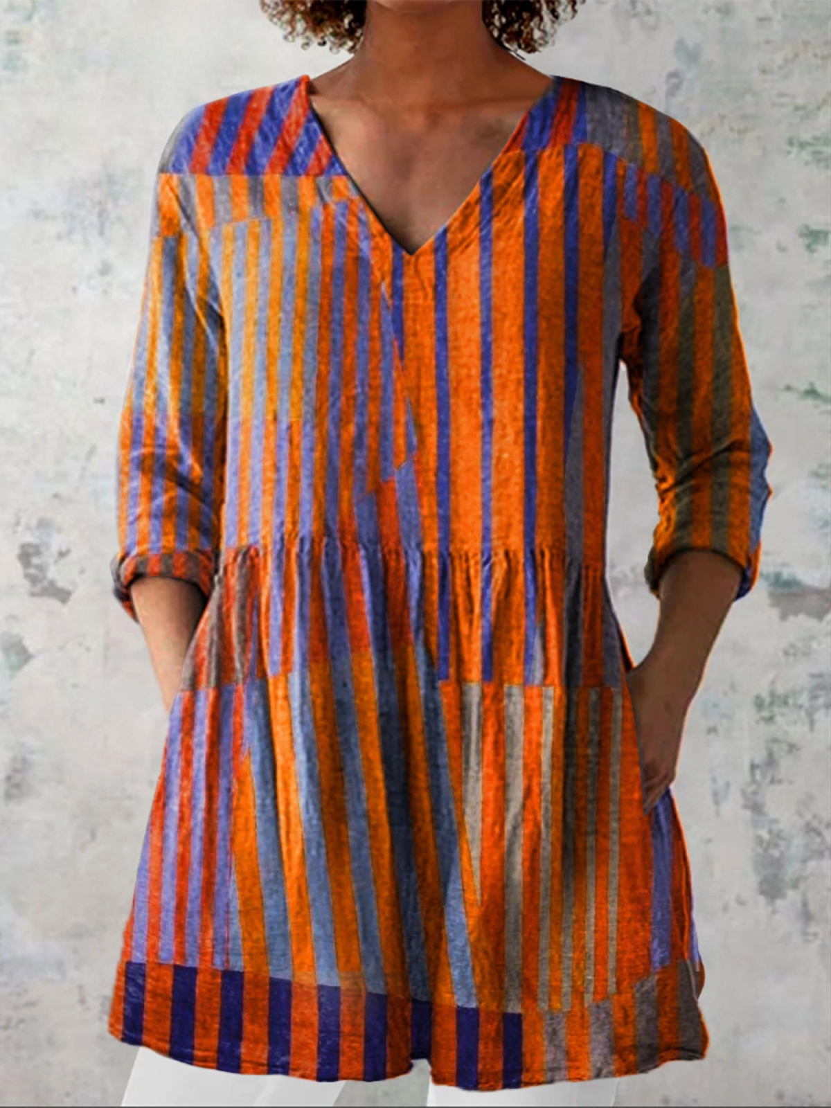 Sigrid™ | Lang Bluse med V-udskæring
