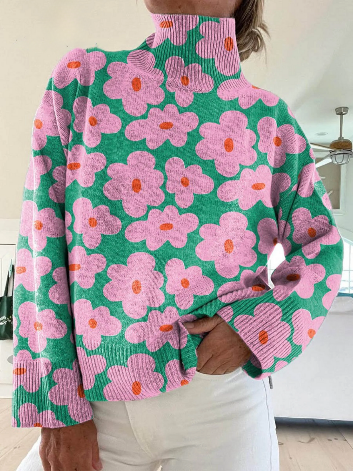 Marianne™ | Varm Trøje med Rullekrave og Blomstermønster