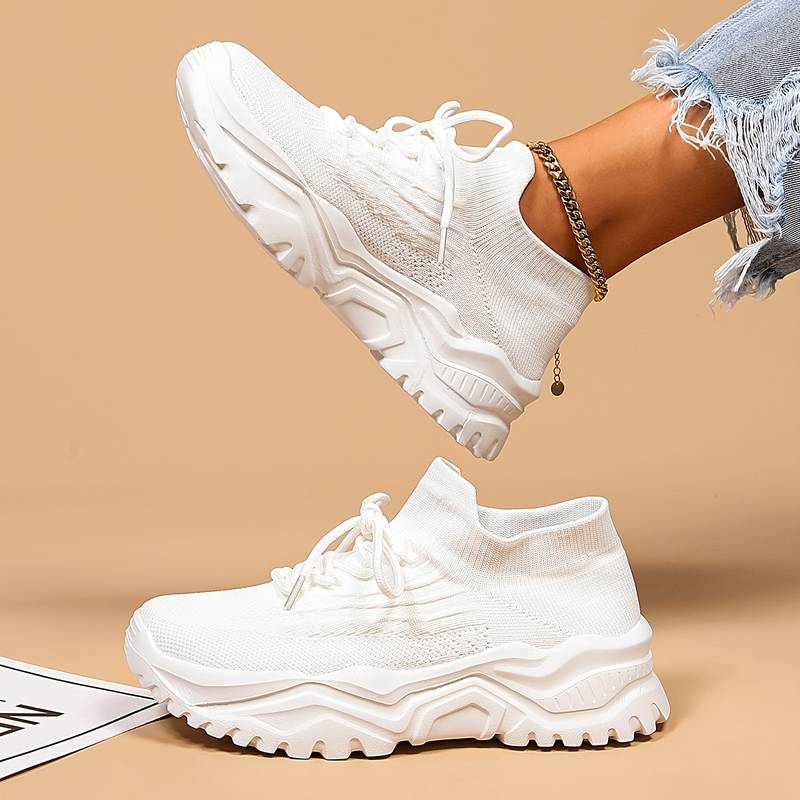 Lise | Stilfulde Letvægts Hvide Sneakers