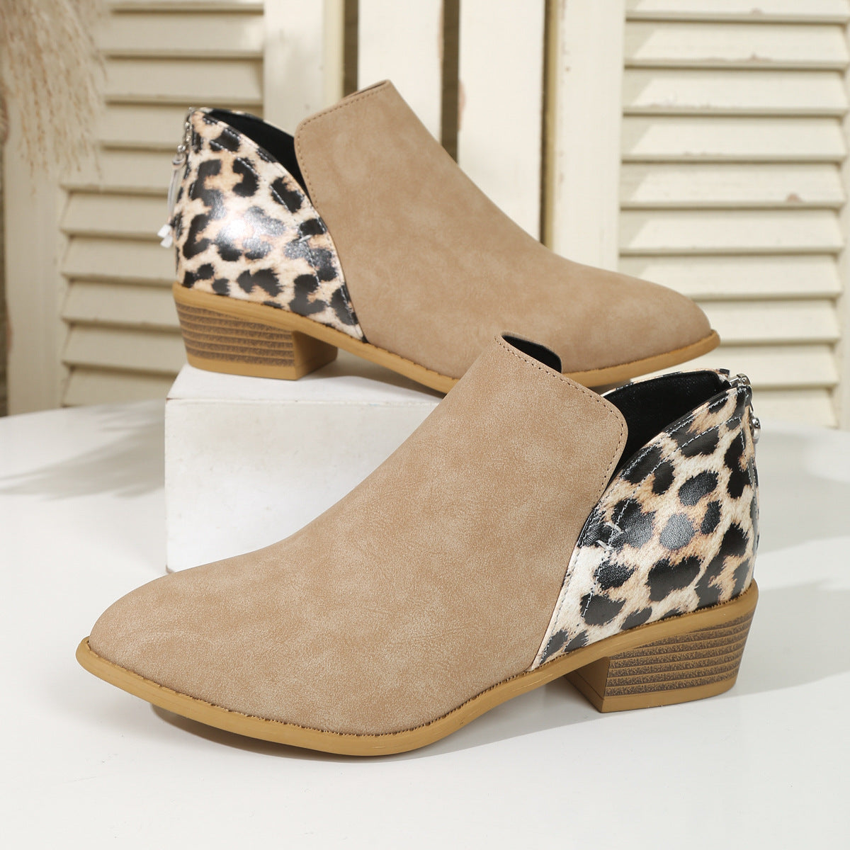 Leona™ – Stilige støvler med leoparddetaljer