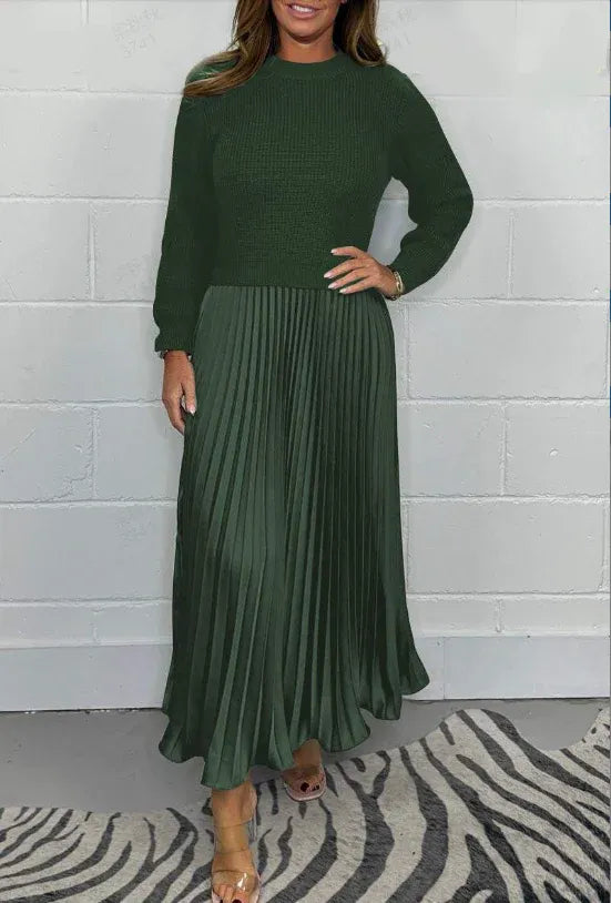 Camilla | Maxikjole med Sweater & Plisseret Nederdel