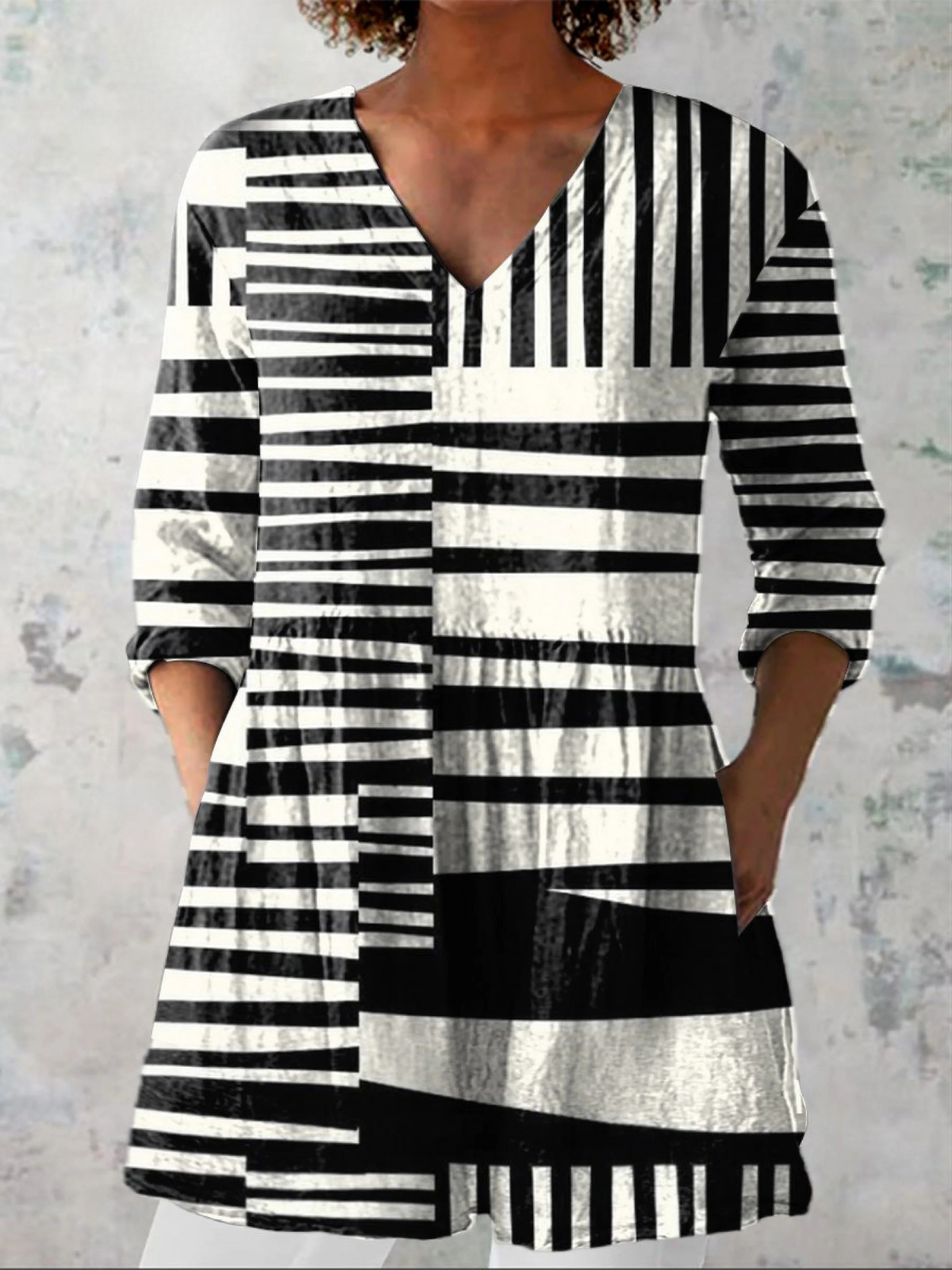 Marie™ | Lang Bluse med V-udskæring
