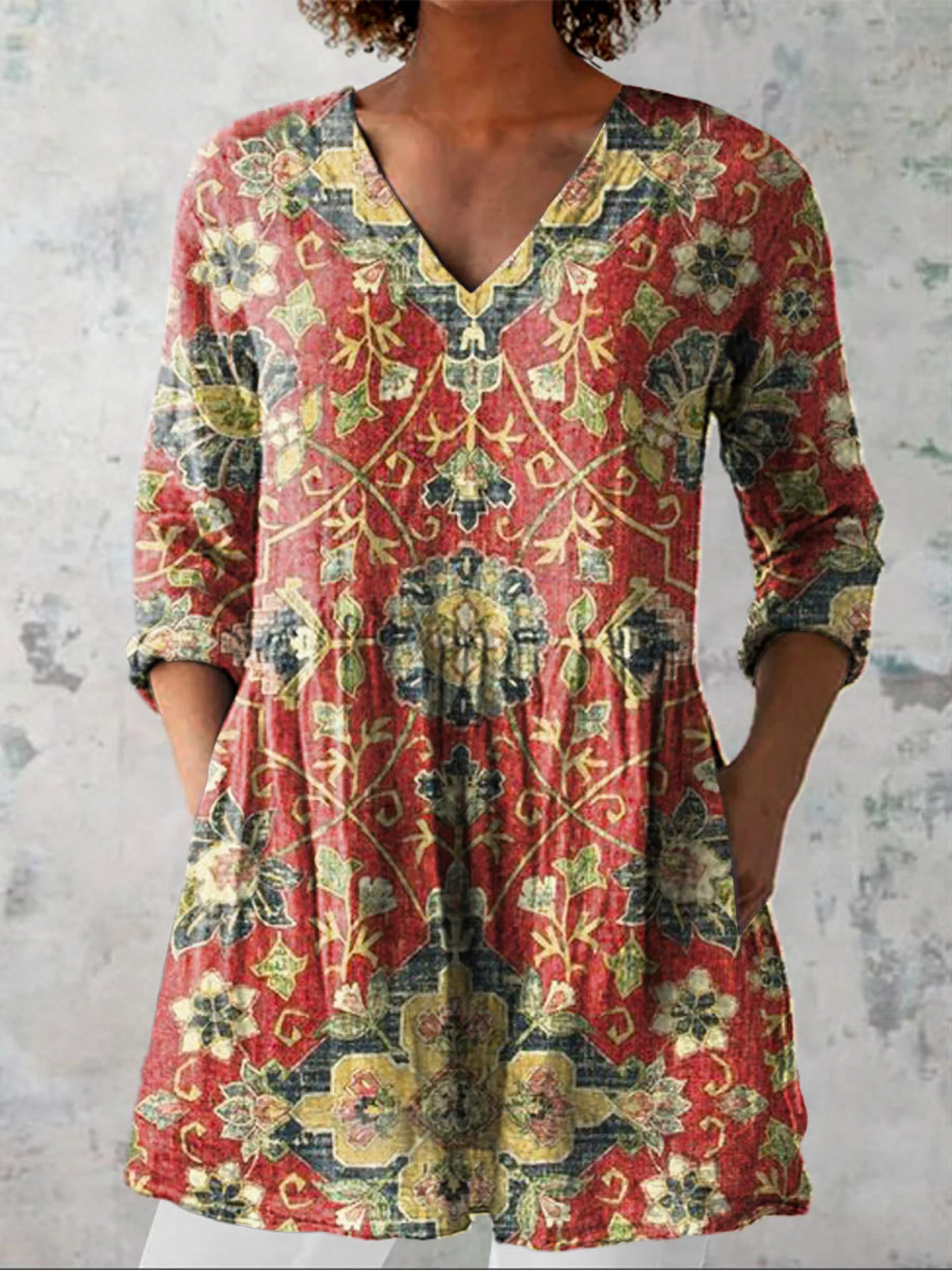 Emilie™ | Lang Bluse med V-udskæring