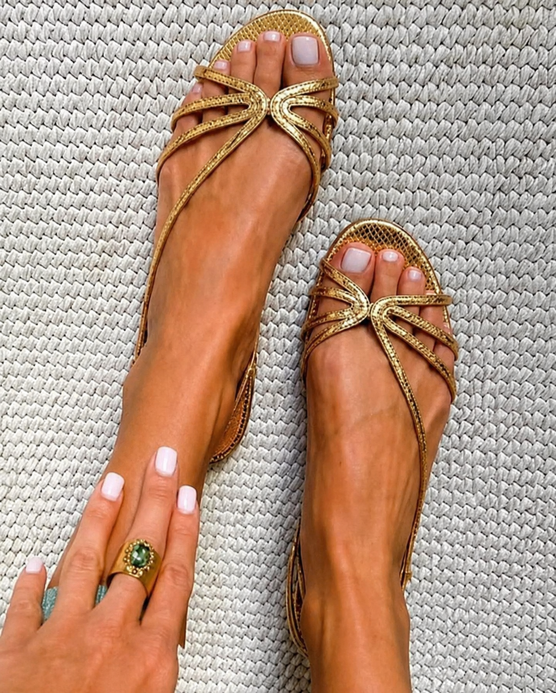 Ginevra | Elegante gyldne sommersandaler